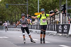 Die adidas Runners City Night Inlineskating feiert ihr 30-jähriges Jubiläum.